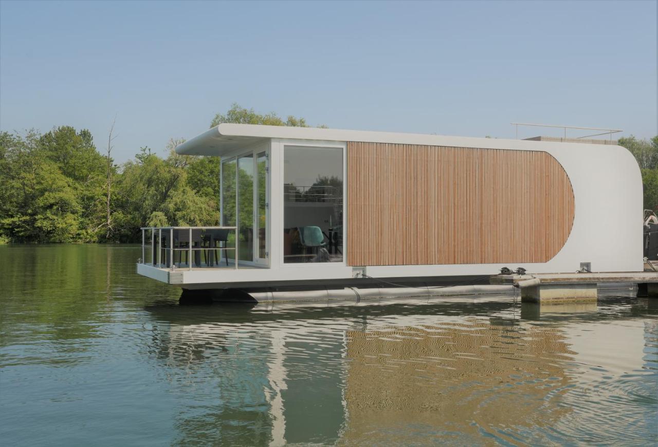 Вилла Houseboat Martinique Маастрихт Экстерьер фото